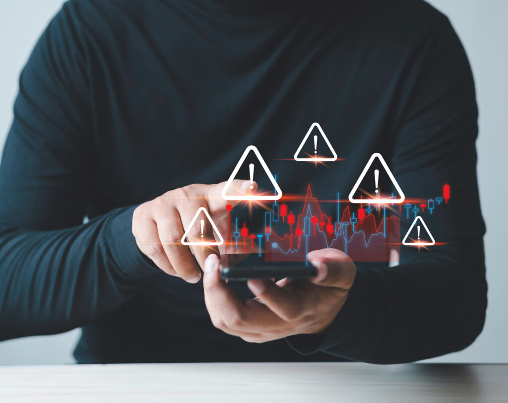 Fake-Trading-Gruppen auf Telegram versprechen Insidertipps. Ablauf der Betrugsmasche und Möglichkeiten zur Rückforderung verlorener Gelder.